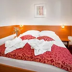Park Hotel 3*