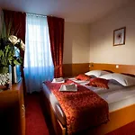 Park Hotel 3*